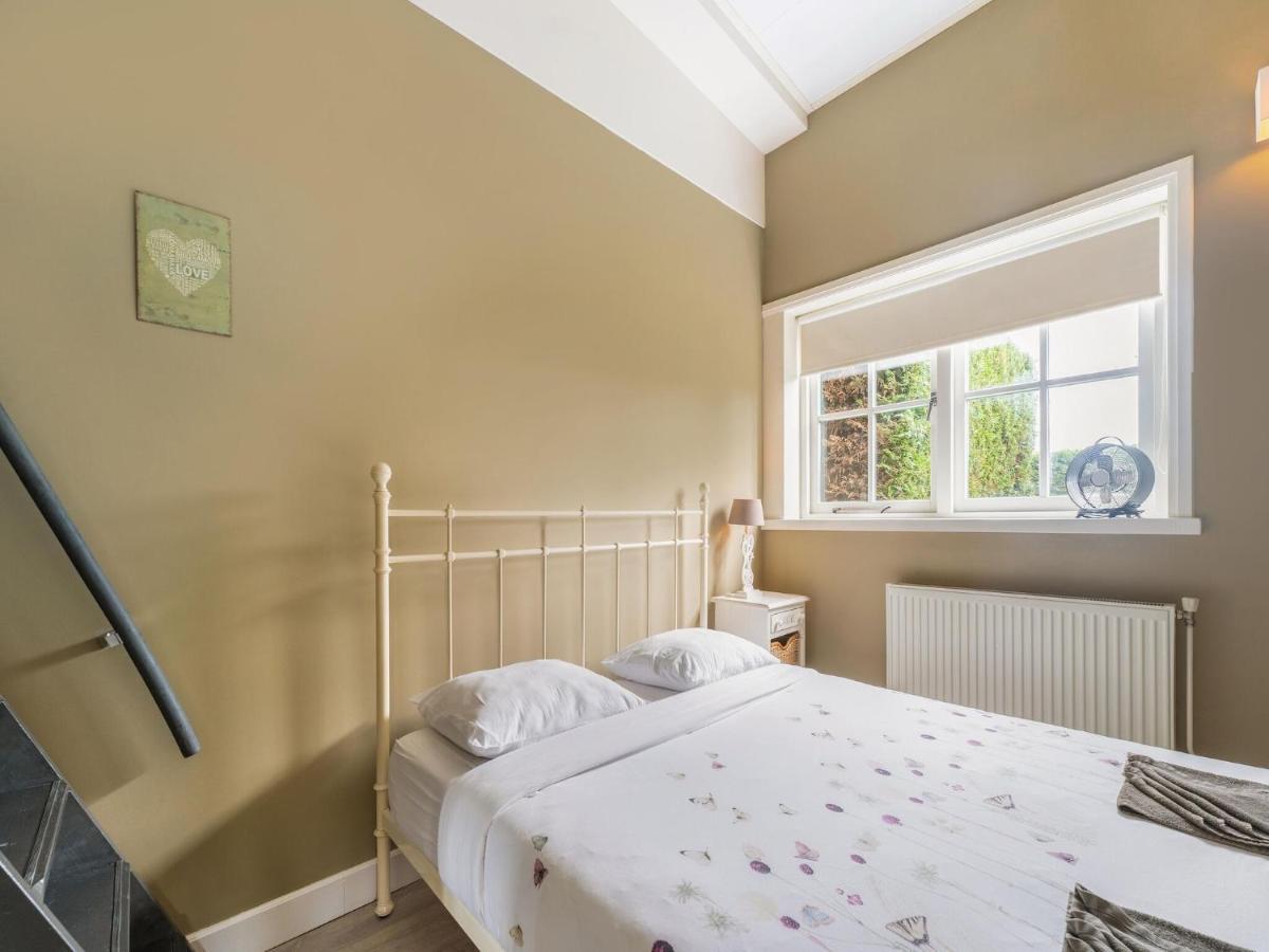 Quaint Summer Holiday Home In Egmond Binnen Luaran gambar