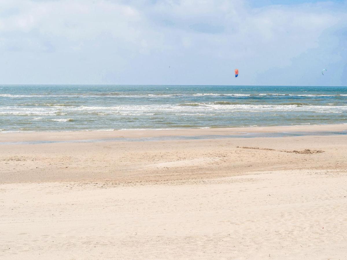 Quaint Summer Holiday Home In Egmond Binnen Luaran gambar